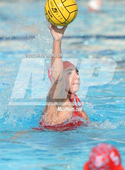 Thumbnail 3 in Mater Dei vs. Foothill (Newport Invite) photogallery.