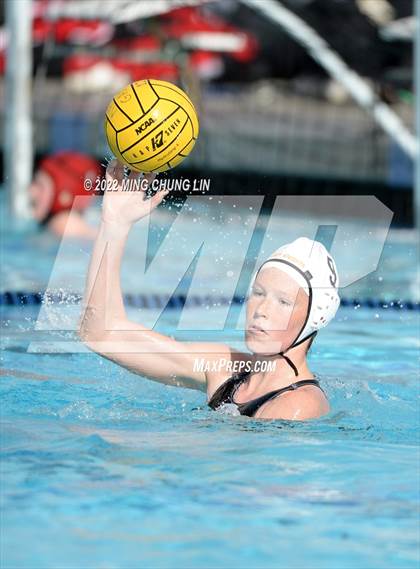 Thumbnail 1 in Mater Dei vs. Foothill (Newport Invite) photogallery.