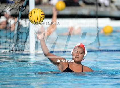 Thumbnail 1 in Mater Dei vs. Foothill (Newport Invite) photogallery.