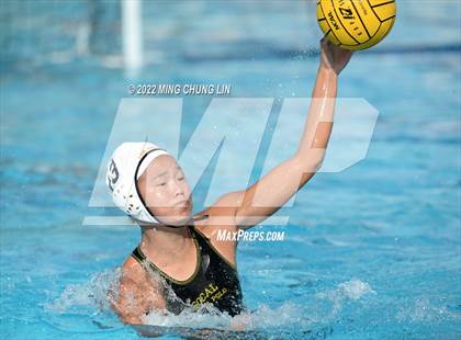 Thumbnail 3 in Mater Dei vs. Foothill (Newport Invite) photogallery.