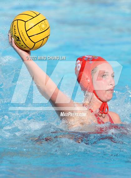 Thumbnail 3 in Mater Dei vs. Foothill (Newport Invite) photogallery.