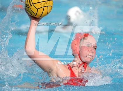 Thumbnail 1 in Mater Dei vs. Foothill (Newport Invite) photogallery.