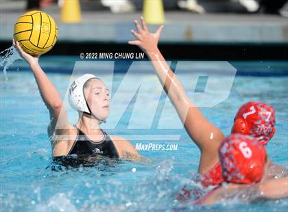 Thumbnail 3 in Mater Dei vs. Foothill (Newport Invite) photogallery.