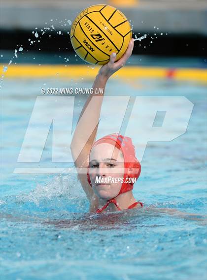 Thumbnail 2 in Mater Dei vs. Foothill (Newport Invite) photogallery.