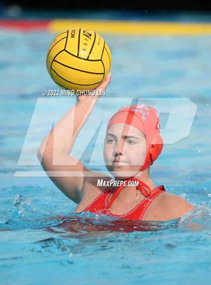 Thumbnail 2 in Mater Dei vs. Foothill (Newport Invite) photogallery.