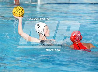 Thumbnail 1 in Mater Dei vs. Foothill (Newport Invite) photogallery.