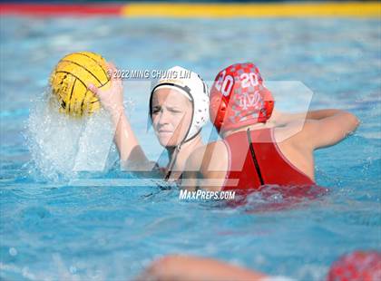 Thumbnail 1 in Mater Dei vs. Foothill (Newport Invite) photogallery.