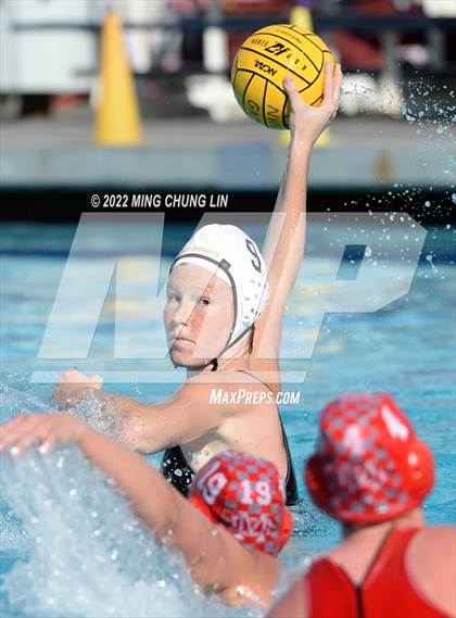 Thumbnail 3 in Mater Dei vs. Foothill (Newport Invite) photogallery.
