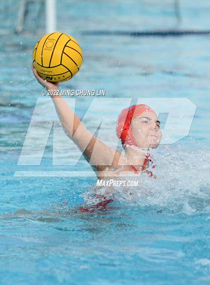 Thumbnail 2 in Mater Dei vs. Foothill (Newport Invite) photogallery.