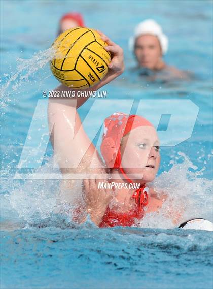 Thumbnail 3 in Mater Dei vs. Foothill (Newport Invite) photogallery.
