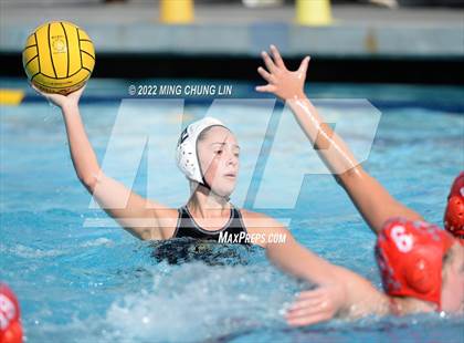 Thumbnail 2 in Mater Dei vs. Foothill (Newport Invite) photogallery.