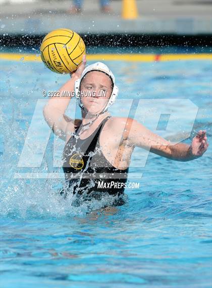 Thumbnail 3 in Mater Dei vs. Foothill (Newport Invite) photogallery.