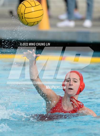 Thumbnail 2 in Mater Dei vs. Foothill (Newport Invite) photogallery.