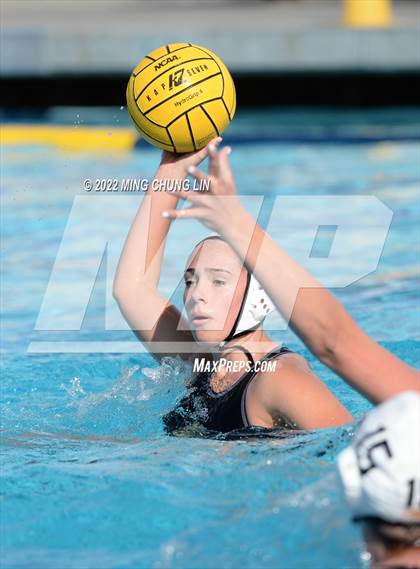 Thumbnail 1 in Mater Dei vs. Foothill (Newport Invite) photogallery.