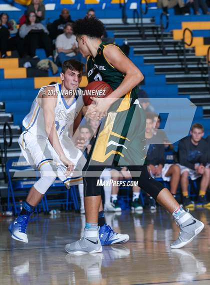 Thumbnail 2 in Moorpark @ Agoura photogallery.