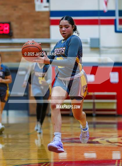 Thumbnail 2 in Jefferson @ Lindbergh photogallery.