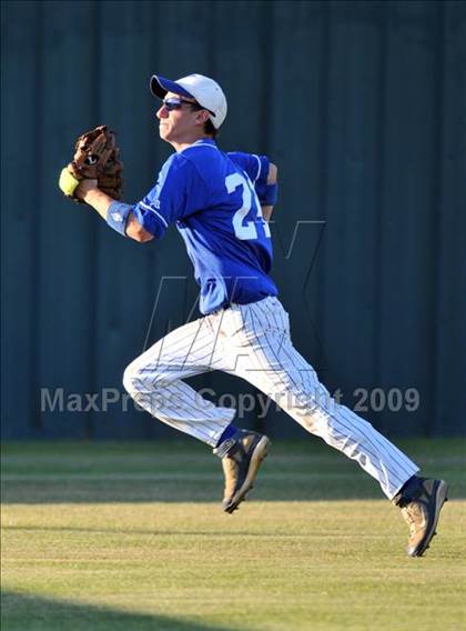 Thumbnail 2 in Blue Ridge vs. Windthorst (Class A Region 2 Final) photogallery.