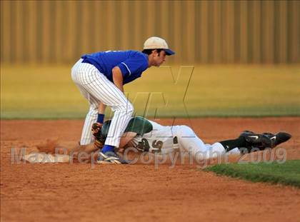 Thumbnail 3 in Blue Ridge vs. Windthorst (Class A Region 2 Final) photogallery.