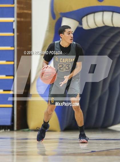 Thumbnail 2 in El Capitan vs. Fresno (Clovis Elks Tournament) photogallery.