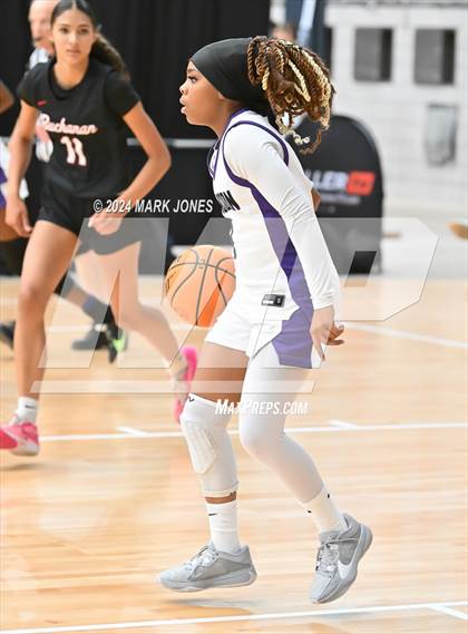 Thumbnail 2 in Valley Vista vs. Buchanan (Section 7) photogallery.