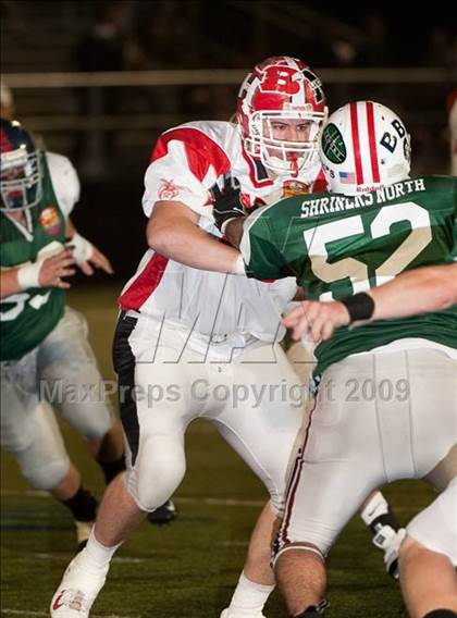 Thumbnail 2 in Shriners Football Classic (North vs South) photogallery.
