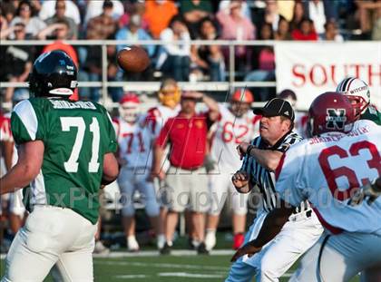 Thumbnail 2 in Shriners Football Classic (North vs South) photogallery.