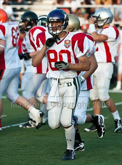 Thumbnail 2 in Shriners Football Classic (North vs South) photogallery.