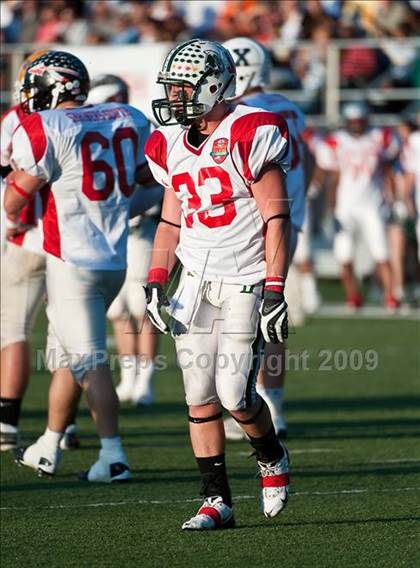 Thumbnail 2 in Shriners Football Classic (North vs South) photogallery.