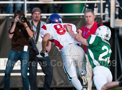 Thumbnail 2 in Shriners Football Classic (North vs South) photogallery.