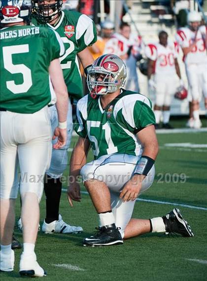 Thumbnail 3 in Shriners Football Classic (North vs South) photogallery.