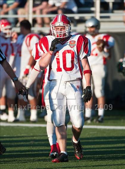 Thumbnail 1 in Shriners Football Classic (North vs South) photogallery.