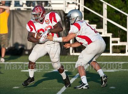 Thumbnail 2 in Shriners Football Classic (North vs South) photogallery.