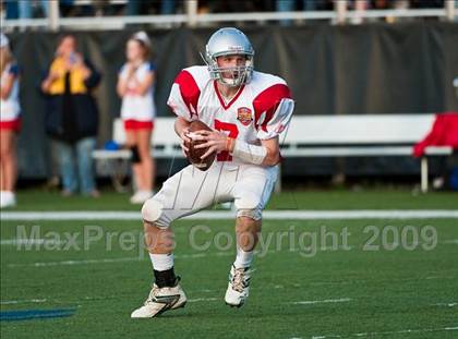 Thumbnail 1 in Shriners Football Classic (North vs South) photogallery.