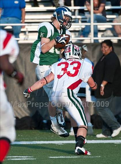 Thumbnail 3 in Shriners Football Classic (North vs South) photogallery.