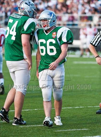Thumbnail 1 in Shriners Football Classic (North vs South) photogallery.