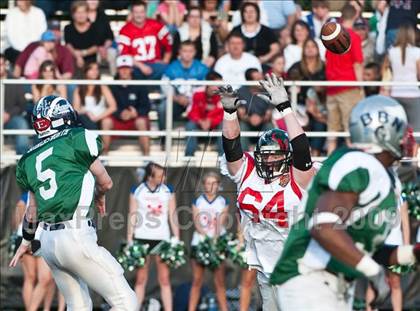 Thumbnail 2 in Shriners Football Classic (North vs South) photogallery.