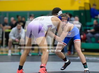 Thumbnail 2 in VHSL Region 5A Wrestling Semifinals photogallery.