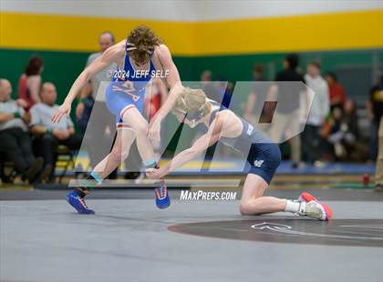 Thumbnail 3 in VHSL Region 5A Wrestling Semifinals photogallery.
