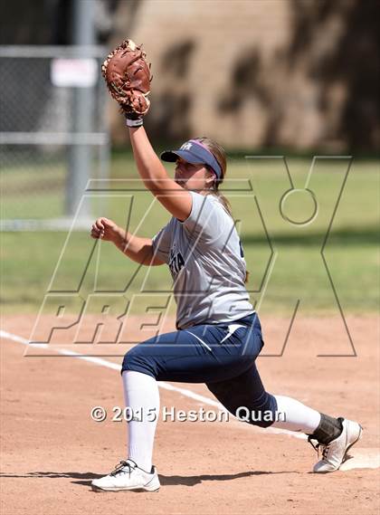 Thumbnail 3 in Oxnard vs. Vista Murrieta (Michelle Carew Classic) photogallery.
