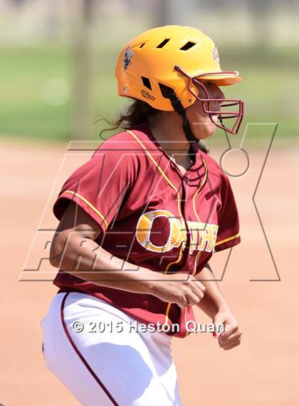 Thumbnail 3 in Oxnard vs. Vista Murrieta (Michelle Carew Classic) photogallery.