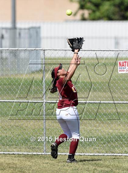 Thumbnail 3 in Oxnard vs. Vista Murrieta (Michelle Carew Classic) photogallery.