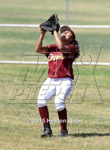 Thumbnail 2 in Oxnard vs. Vista Murrieta (Michelle Carew Classic) photogallery.