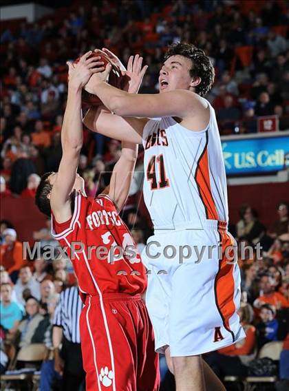 Thumbnail 3 in Abilene vs. Fort Scott (KSHSAA 4A Playoffs) photogallery.