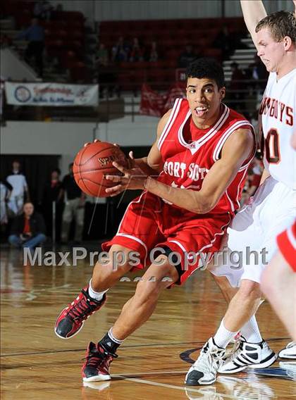 Thumbnail 1 in Abilene vs. Fort Scott (KSHSAA 4A Playoffs) photogallery.