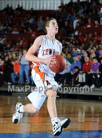 Thumbnail 2 in Abilene vs. Fort Scott (KSHSAA 4A Playoffs) photogallery.