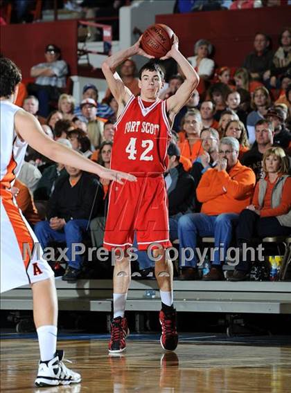Thumbnail 3 in Abilene vs. Fort Scott (KSHSAA 4A Playoffs) photogallery.