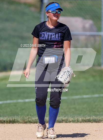 Thumbnail 1 in Davenport North @ Davenport Central photogallery.