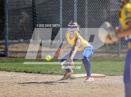 Thumbnail 3 in Davenport North @ Davenport Central photogallery.