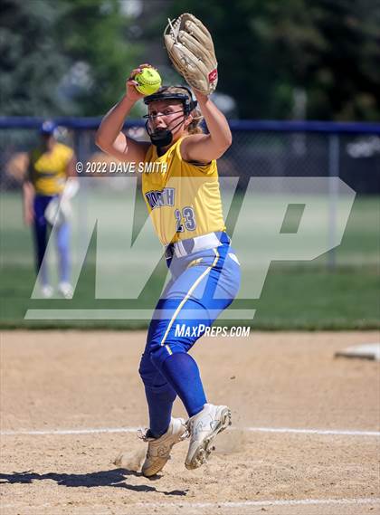 Thumbnail 1 in Davenport North @ Davenport Central photogallery.
