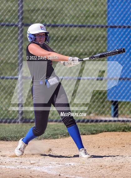 Thumbnail 2 in Davenport North @ Davenport Central photogallery.